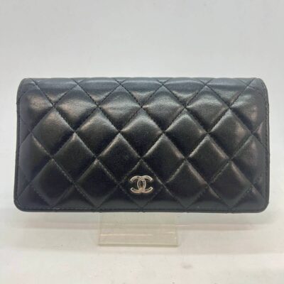 CHANEL マトラッセ 二つ折り長財布 ココマーク ラムスキン シャネル ギャランティカード 保存袋付き