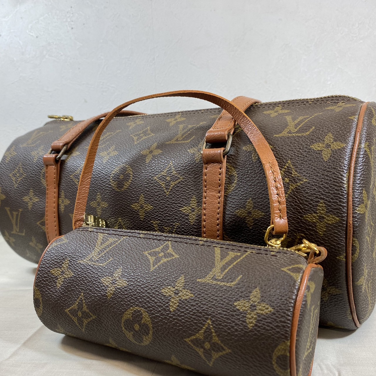 Louis Vuitton ルイヴィトン モノグラム 旧パピヨン 30買取価格をご紹介します！【浜松市 中央区 小豆餅 のお客様よりお買取り】  ブランド 財布 バッグ 小物 アクセサリー 貴金属 お酒 時計 高価 買取 浜松 磐田 浜北 買取り - リサイクル＆買取専門のリサイクルマート