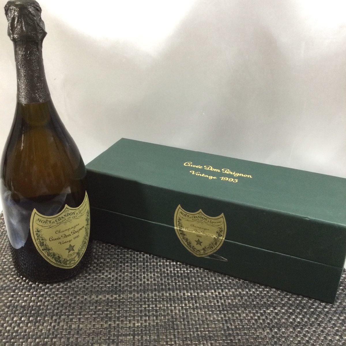 Dom Perignon ドンペリニヨン ヴィンテージ 1995 750ml 12.5% をお買取りさせていただきました。 -  リサイクル＆買取専門のリサイクルマート