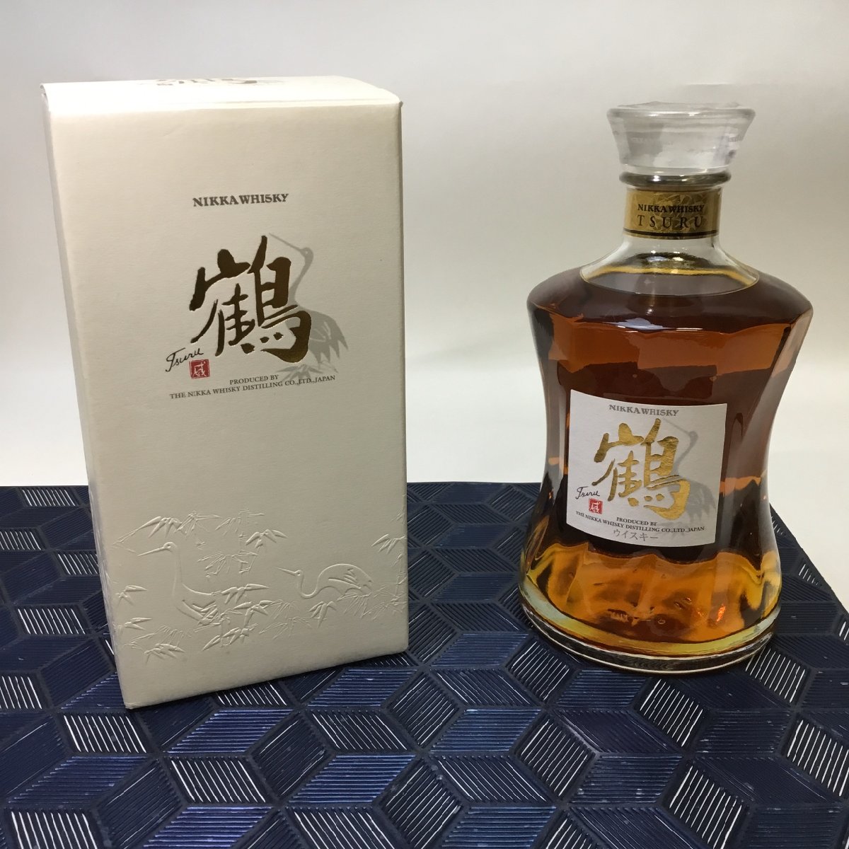 NIKKA ニッカ 鶴 金文字 スリムボトル ウイスキー 700ml 43％をお買取させていただきました。 - リサイクル＆買取専門のリサイクルマート