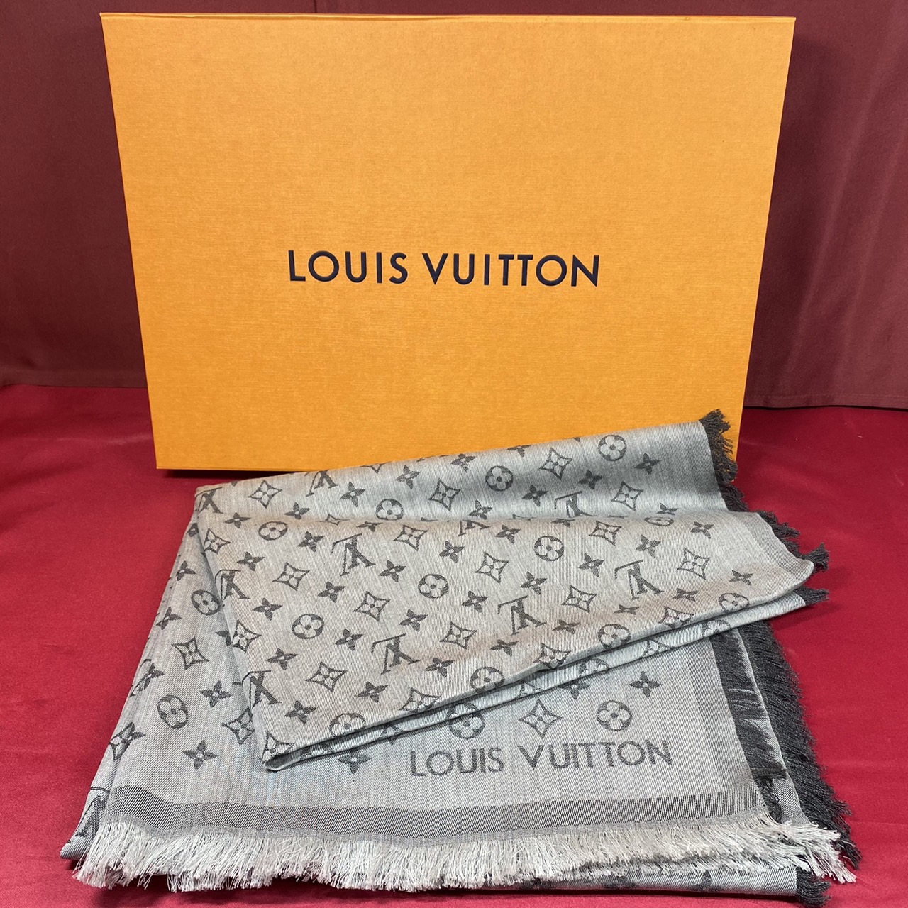 Louis Vuitton】 ルイ・ヴィトン エトール・モノグラム エッセンシャル M71619 ストール の買取価格をご紹介します！【浜松市 中区  和地山 のお客様よりお買取り】ルイヴィトン ヴィトン マフラー 小物 服飾 高価 買取 浜松 磐田 湖西 買取り - リサイクル＆買取専門の ...