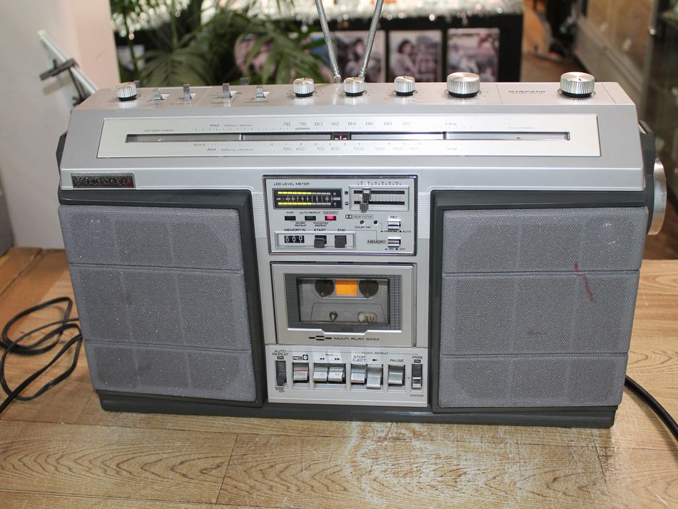 半田店 PIONEER ラジカセ SK-70 ラジオ AM FM カセット パイオニア 昭和レトロ 激レア 買取させて頂きました。 -  リサイクル＆買取専門のリサイクルマート