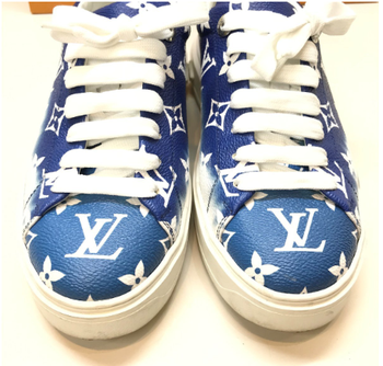 LV スニーカー3.png