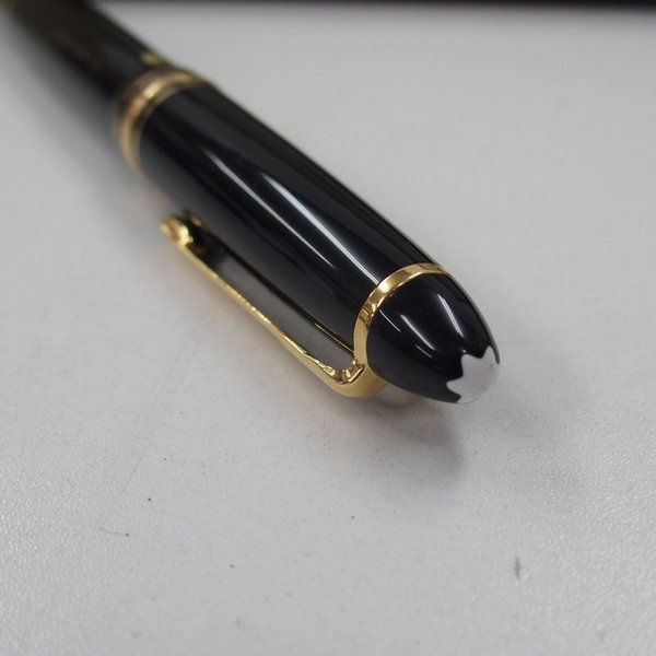 万年筆 モンブラン MONTBLANC マイスターシュティック MEISTERSTUCK 146 14K2.jpg